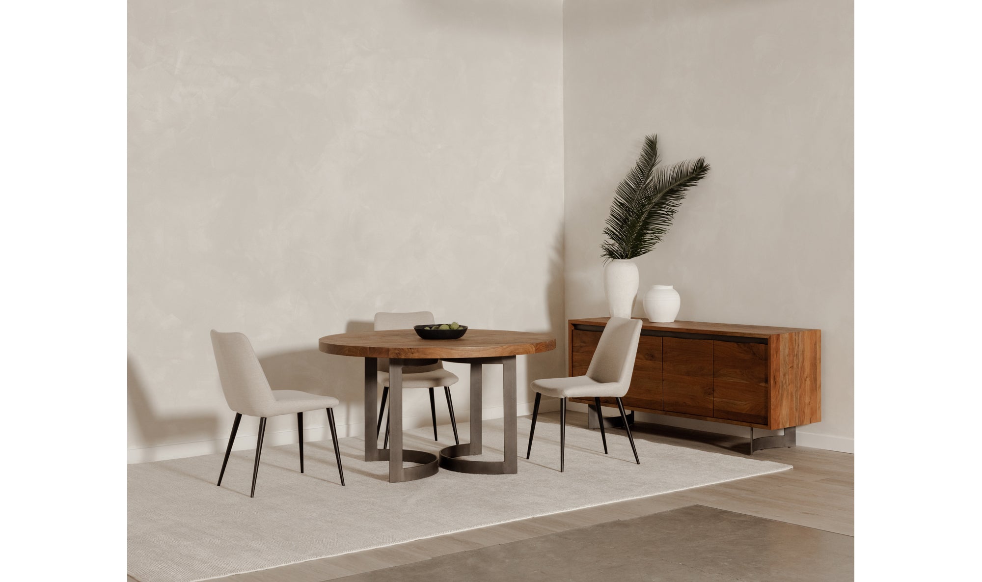 BENT ROUND DINING TABLE