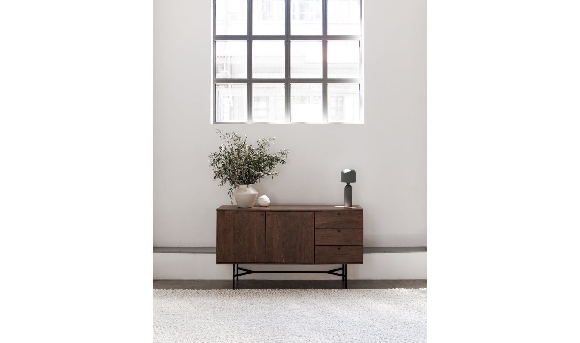 BECK SIDEBOARD