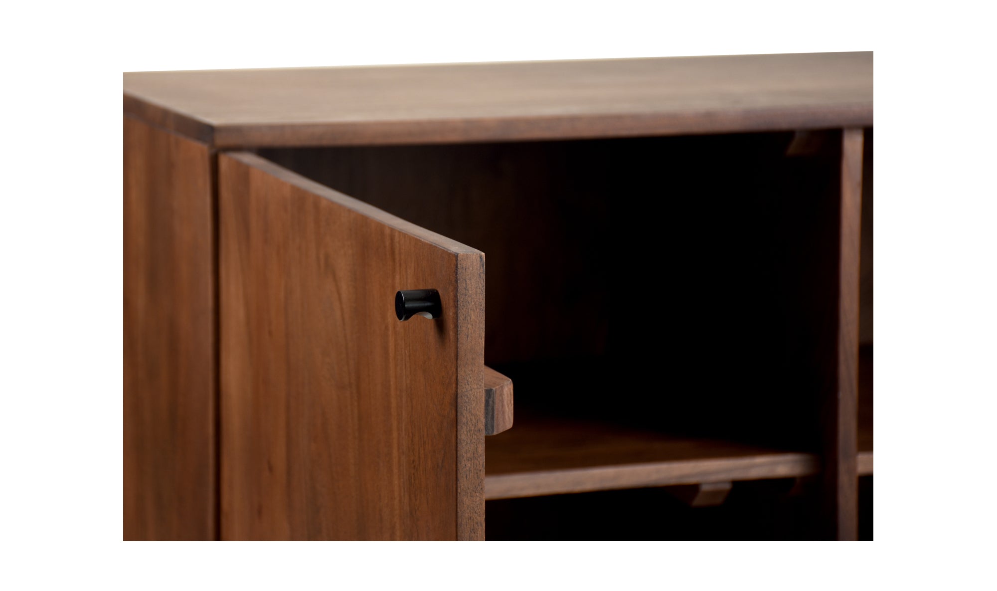 BECK SIDEBOARD