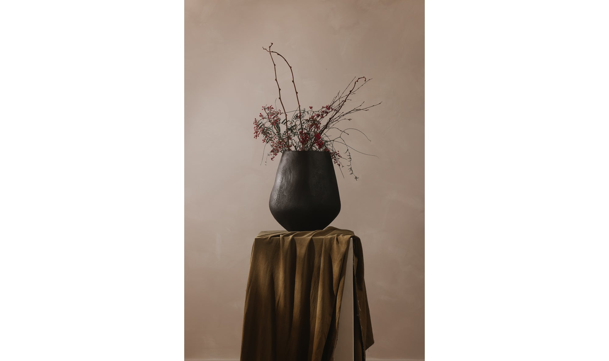 VOSS DECORATIVE VESSEL