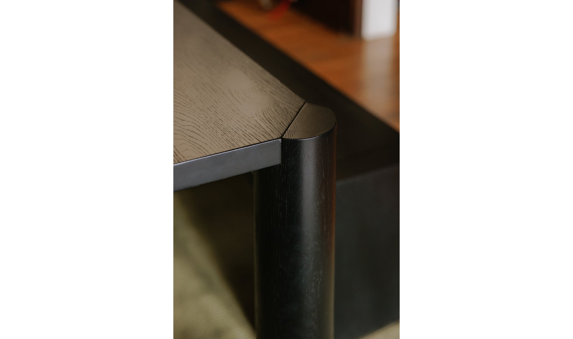 POST DINING TABLE LARGE