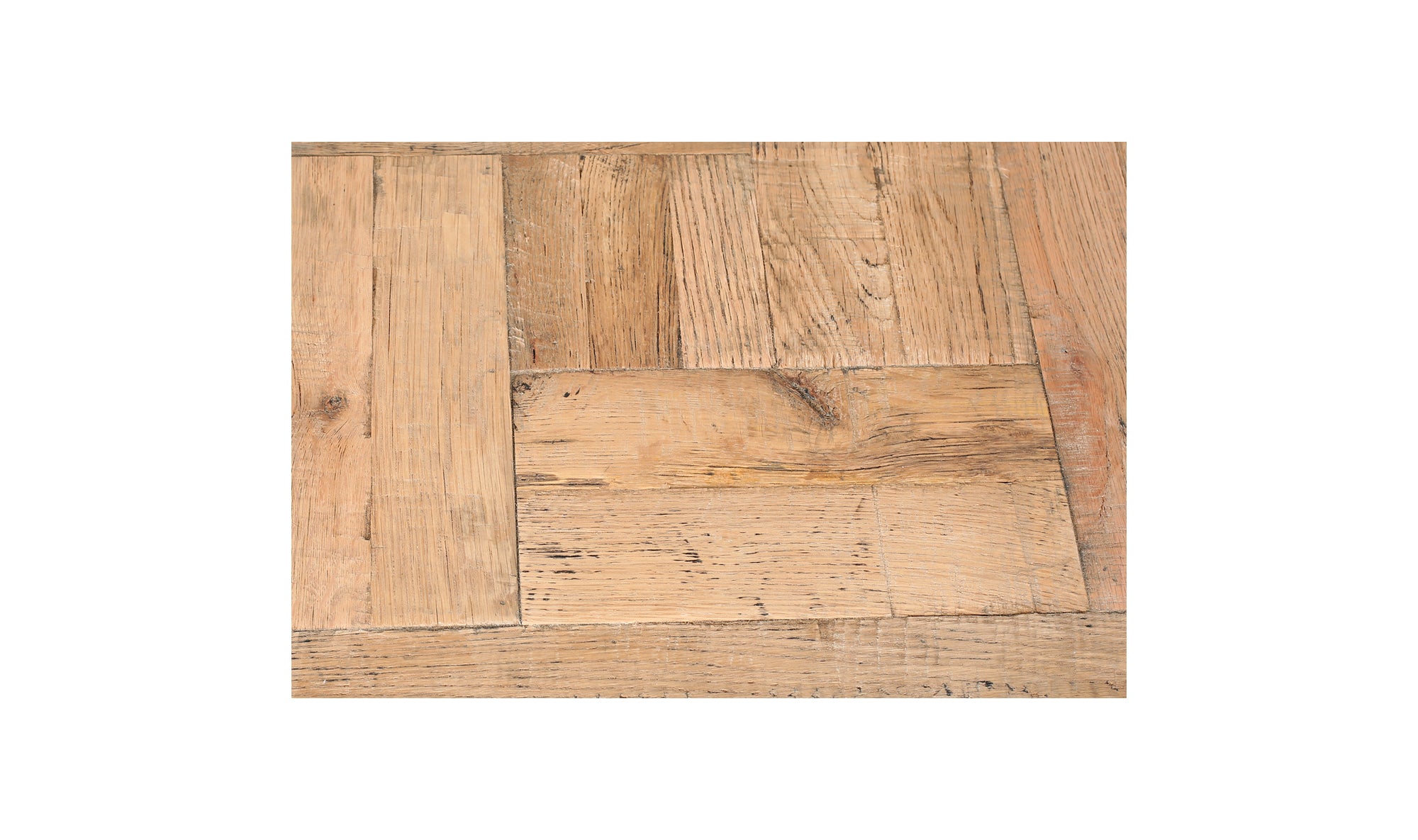 EVANDER COFFEE TABLE AGED OAK