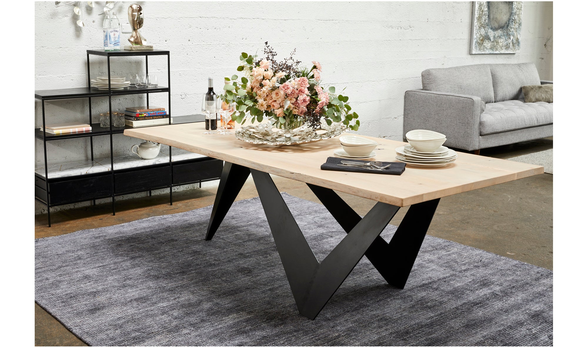 BIRD DINING TABLE