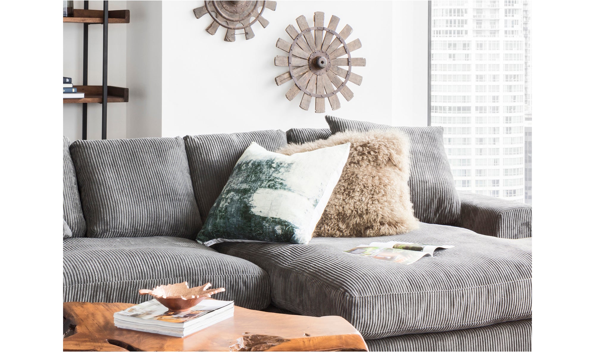 LAMB FUR PILLOW LARGE