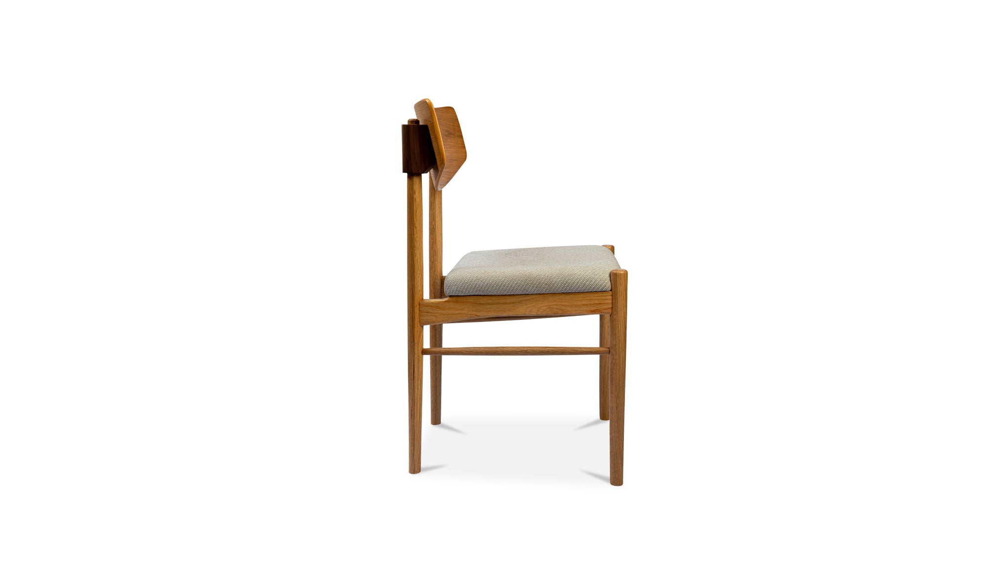 POE DINING CHAIR