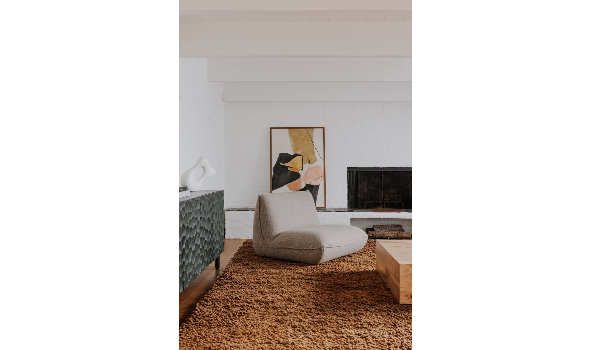 ZEPPELIN SLIPPER CHAIR