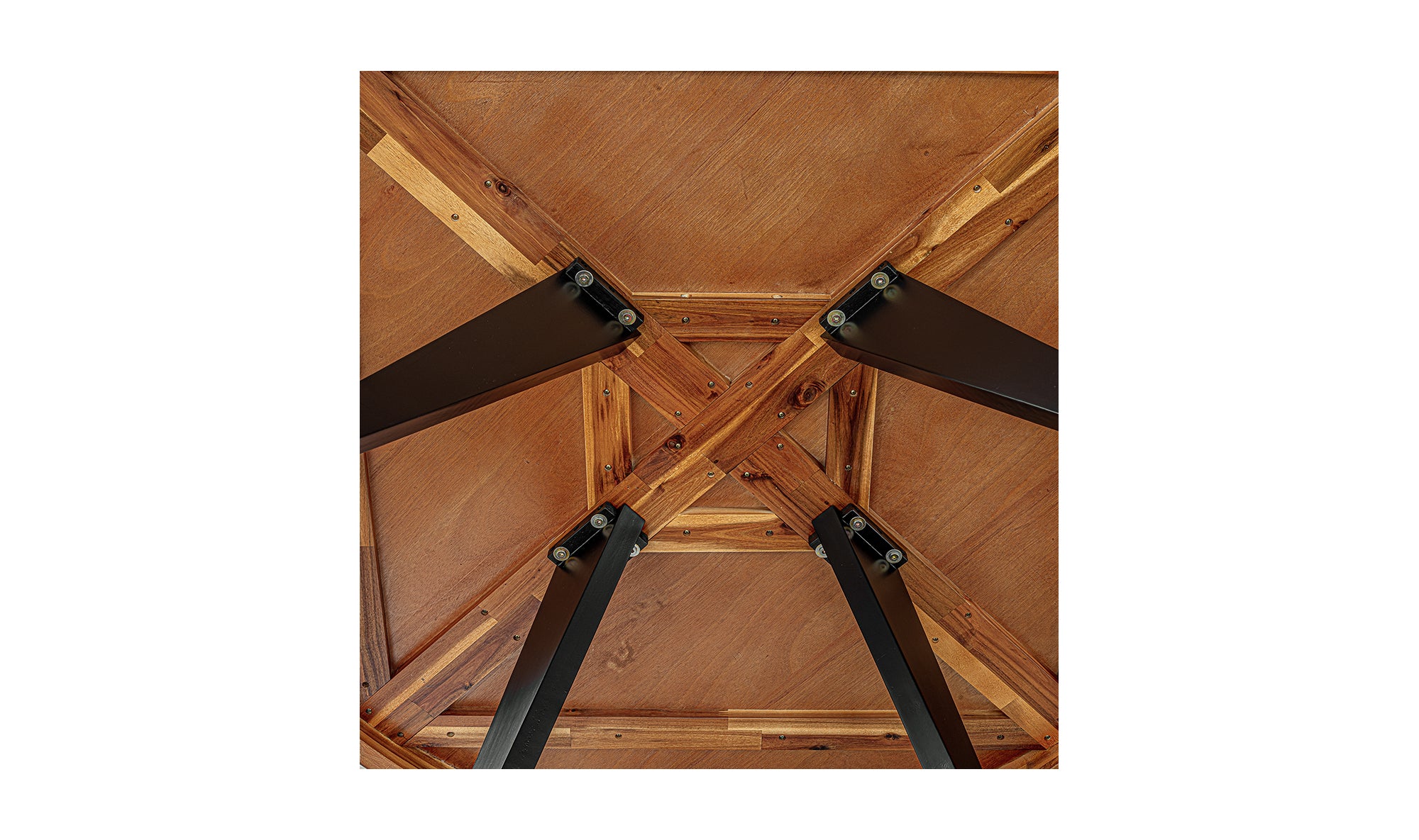 PARQ 60IN ROUND DINING TABLE