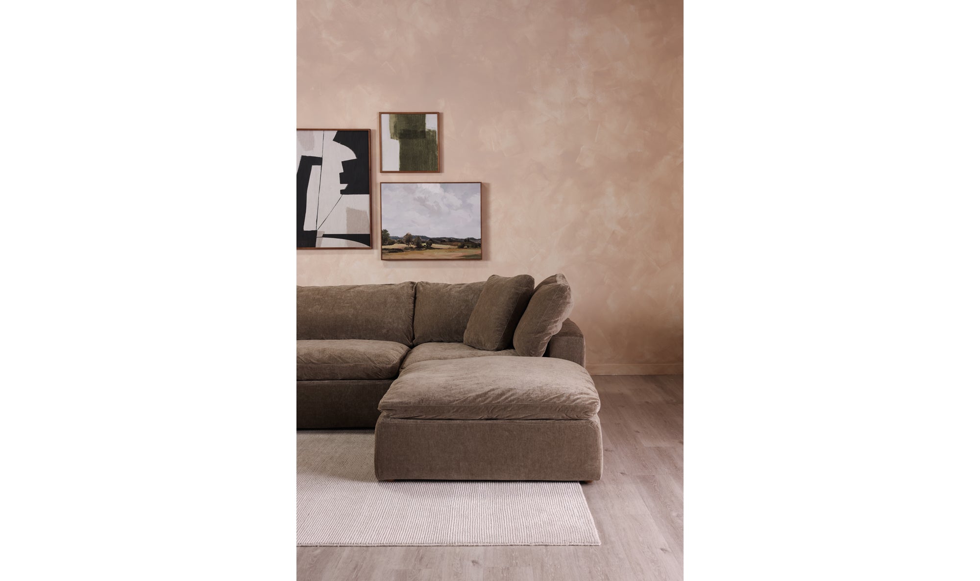 CLAY CORNER CHAIR PERFORMANCE FABRIC