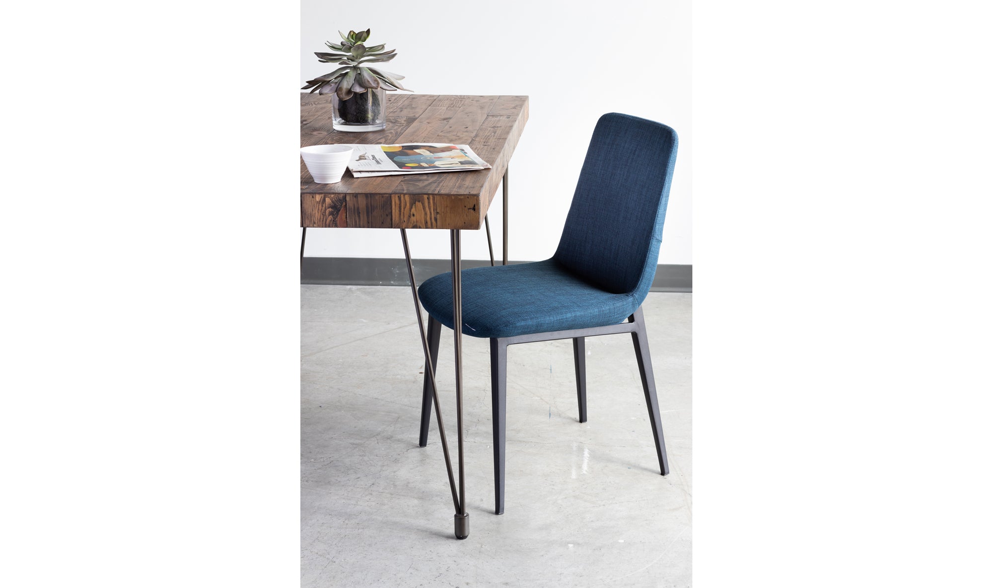 BONETA DINING TABLE SMALL