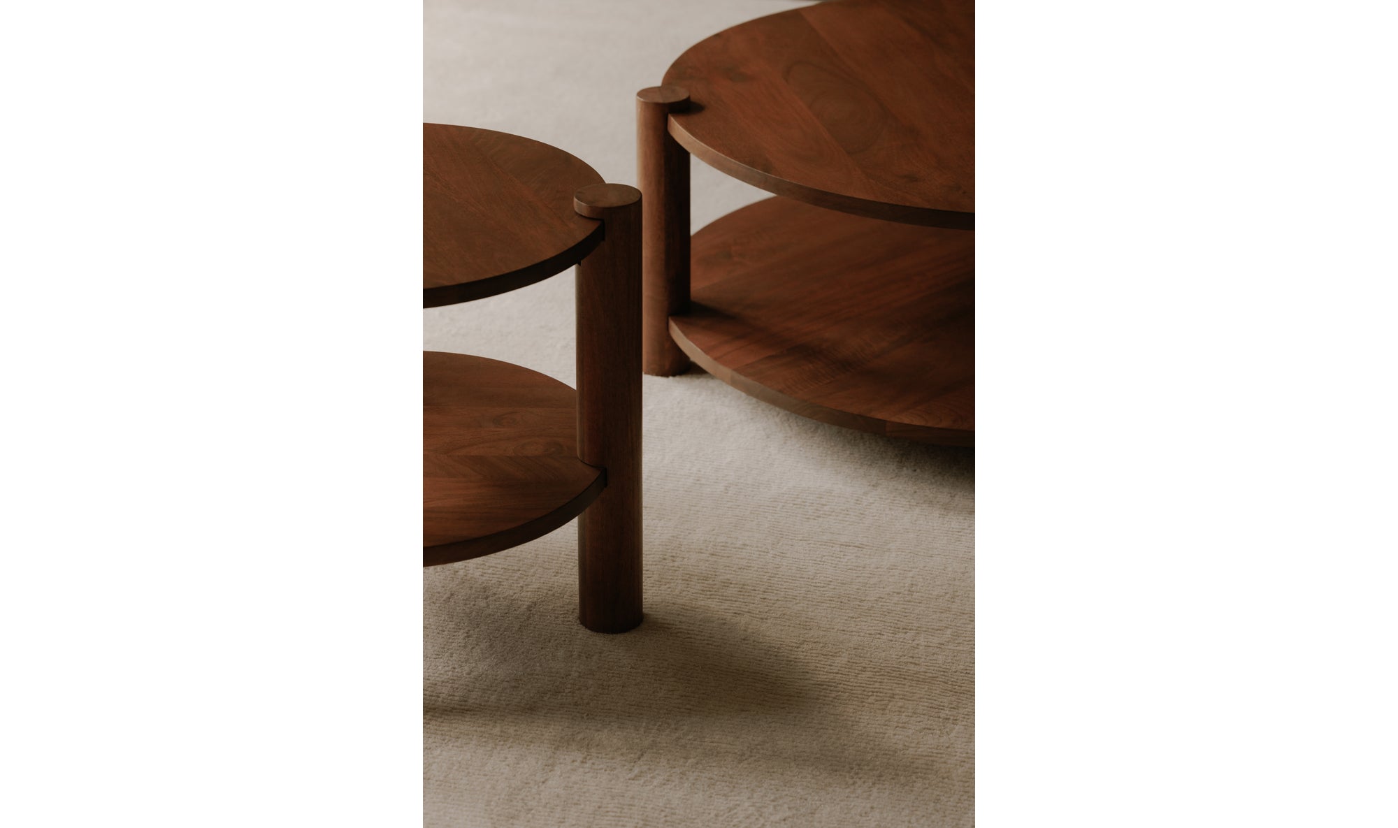 OLSEN ACCENT TABLE