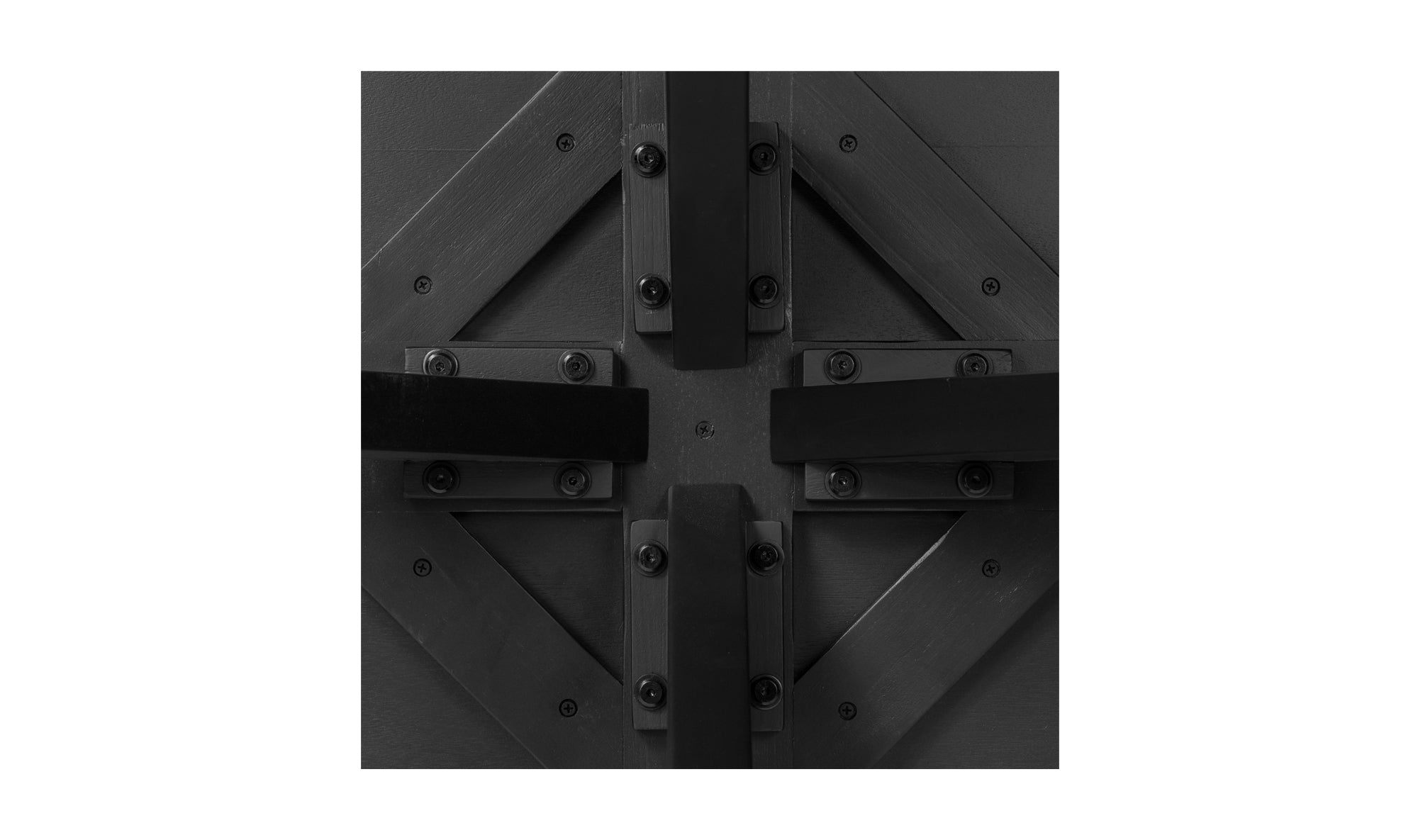 PARQ OVAL DINING TABLE