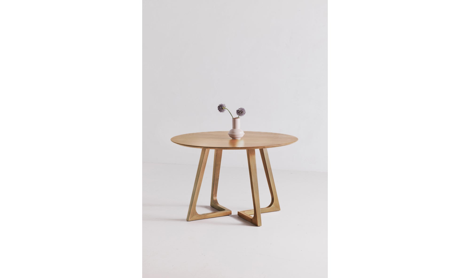 GODENZA DINING TABLE