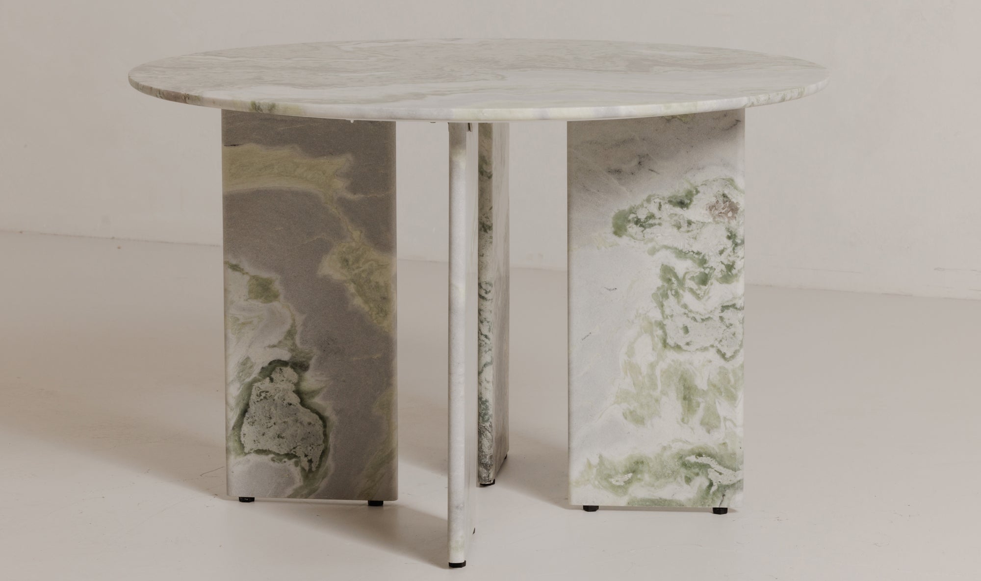 GREEN ONYX MARBLE - CELIA ROUND DINING TABLE