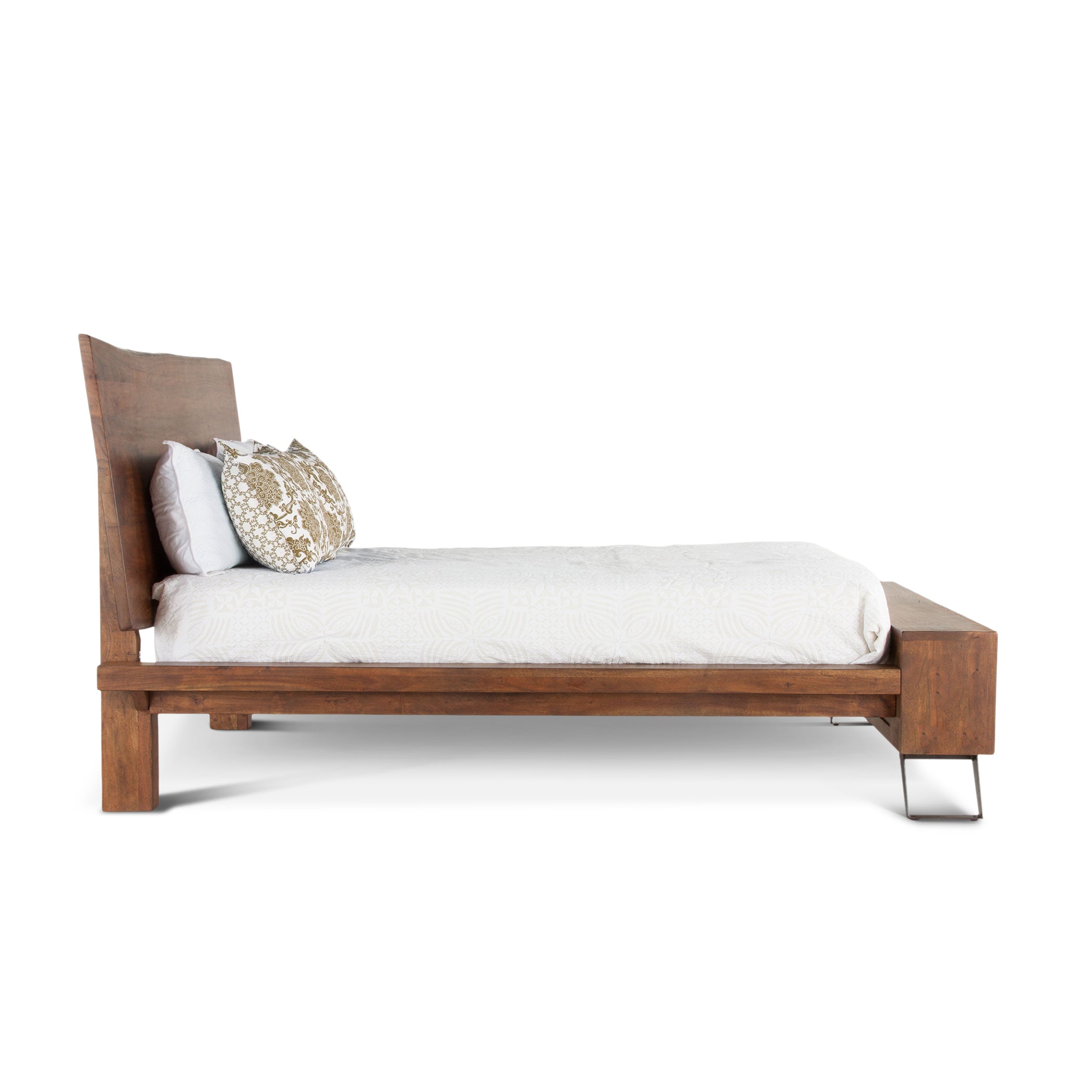 90" Walnut King Size Bed