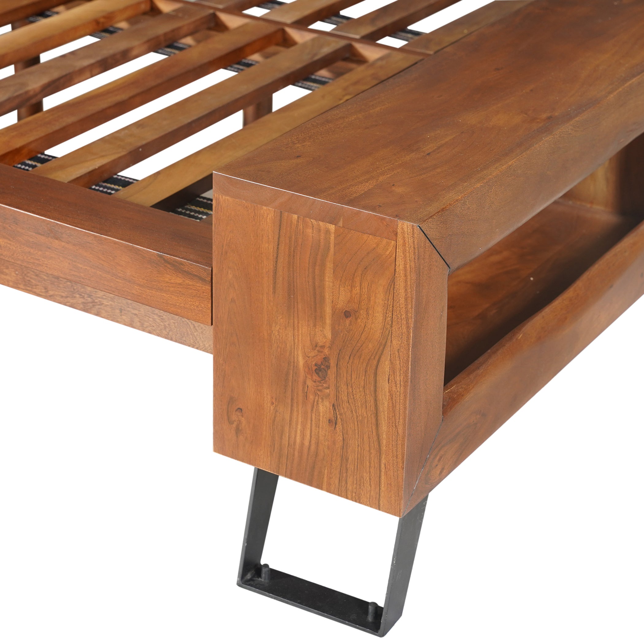 75" Walnut Queen Size Bed