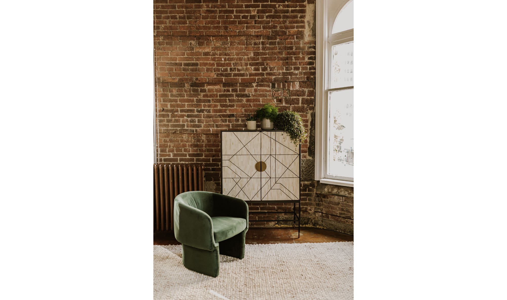 27.5" Dark Green Upholstered Accent Chair