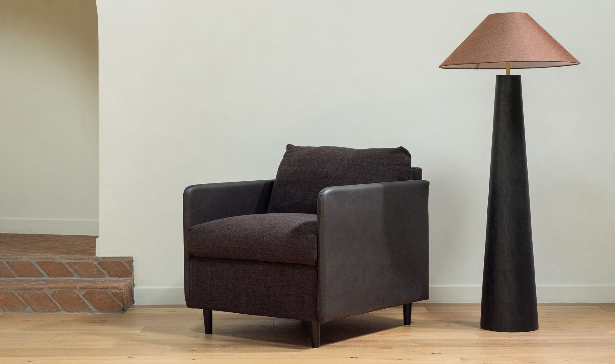 31.5" Warm Black Leather Accent Chair
