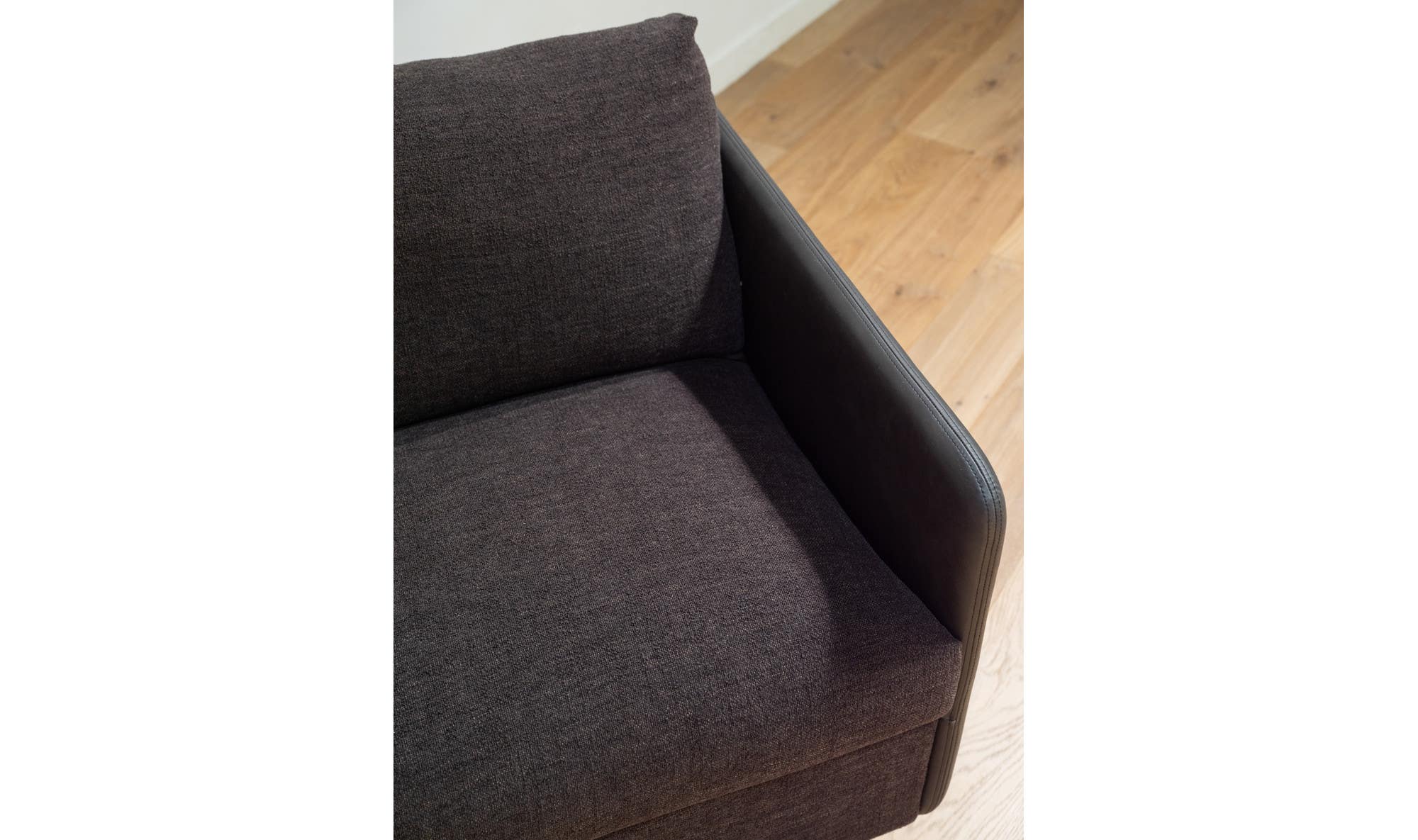 31.5" Warm Black Leather Accent Chair